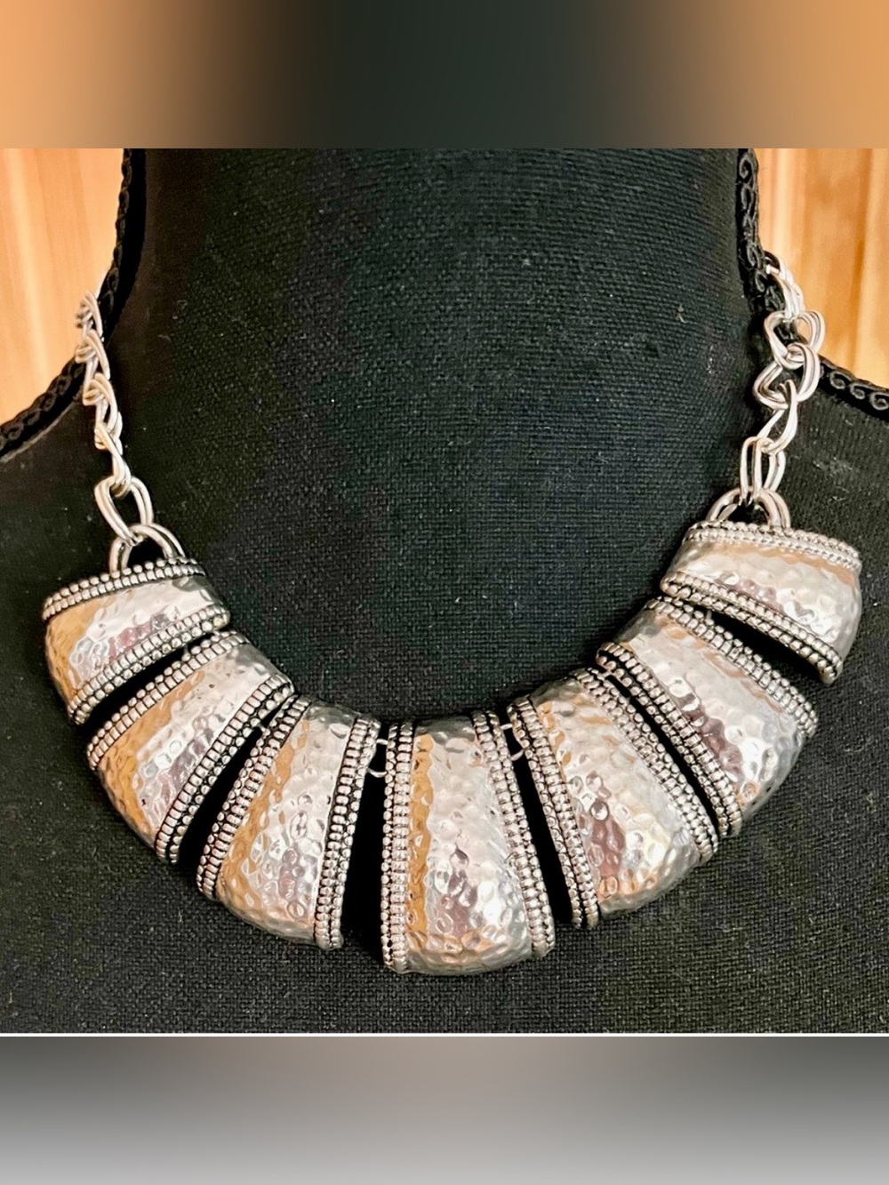 VTG Silver Hammered Bib Necklace Liquid Metal Goth Glam Western Choker 19” OS